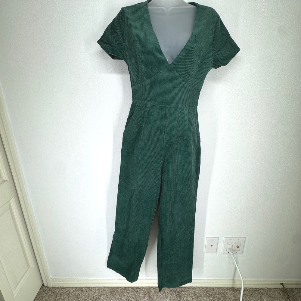 Lulus Green Corduroy‎ Jumpsuit XS V-Neck Short Sleeve Wide Leg Indie Granola